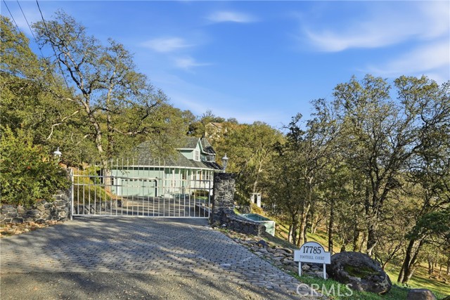 17785 Foothill Court, Hidden Valley Lake