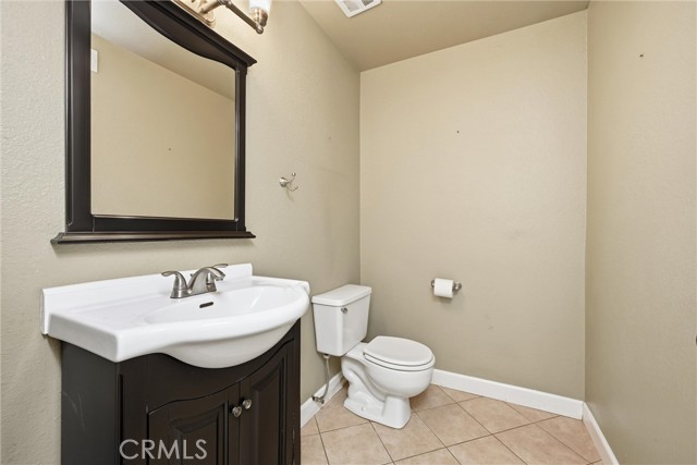 1633 Montana Vista, Lakeport