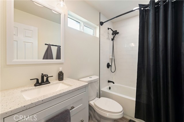 110 S Russell, Lakeport