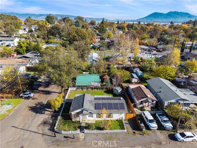 110 S Russell, Lakeport