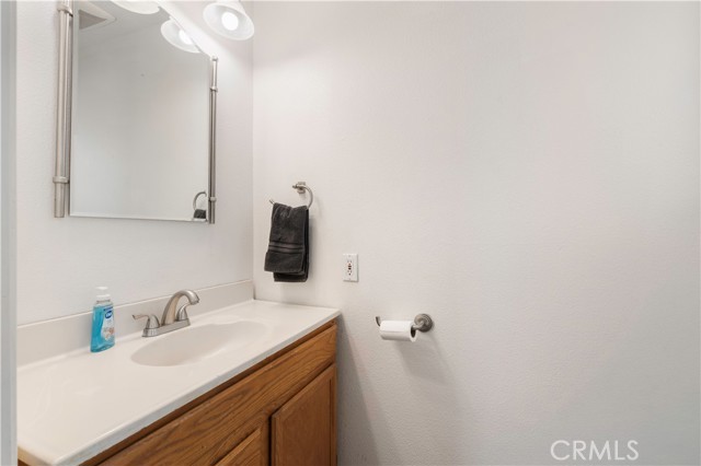 110 S Russell, Lakeport