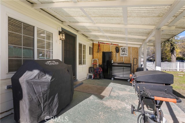 110 S Russell, Lakeport