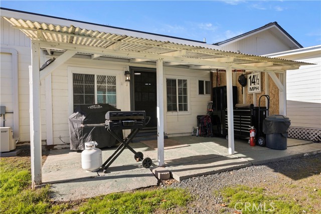 110 S Russell, Lakeport