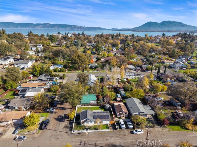 110 S Russell, Lakeport