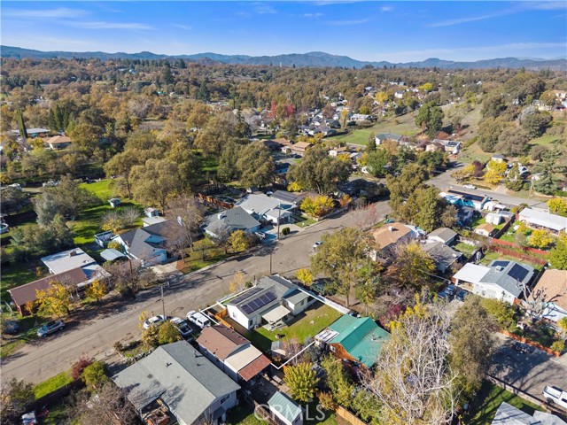 110 S Russell, Lakeport