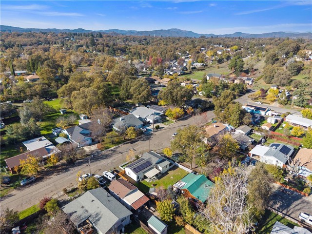 110 S Russell, Lakeport