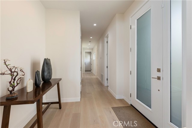 8 Queen Ann, Lakeport