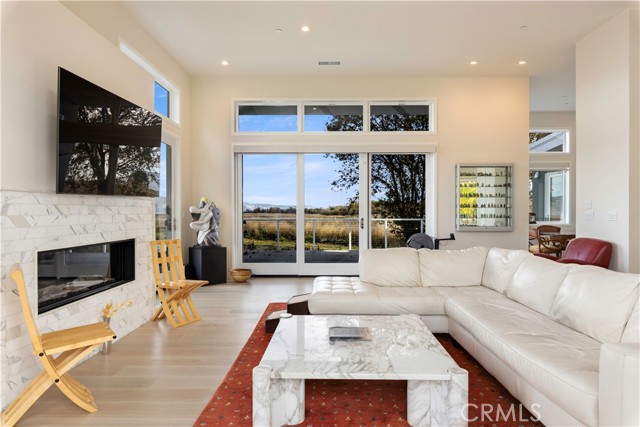 8 Queen Ann, Lakeport