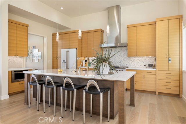 8 Queen Ann, Lakeport