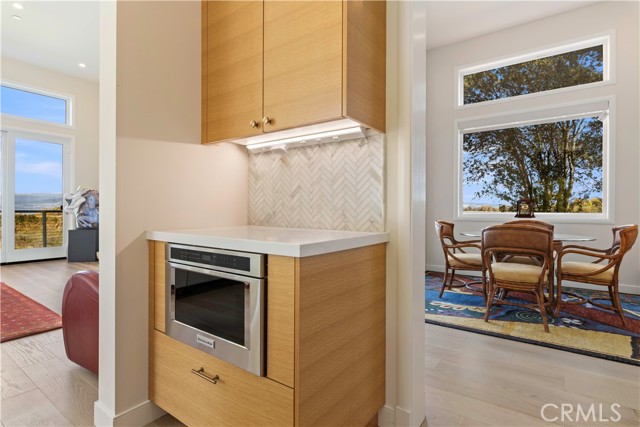 8 Queen Ann, Lakeport