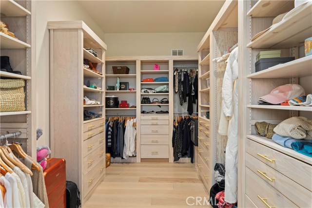 8 Queen Ann, Lakeport