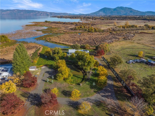 8 Queen Ann, Lakeport