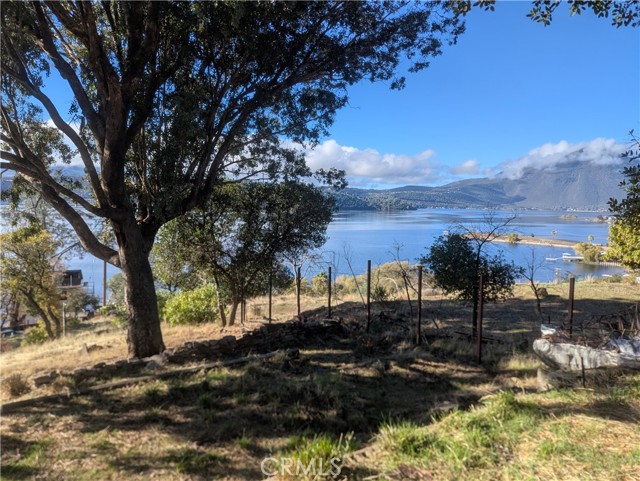12390 Terrace Dr, Clearlake