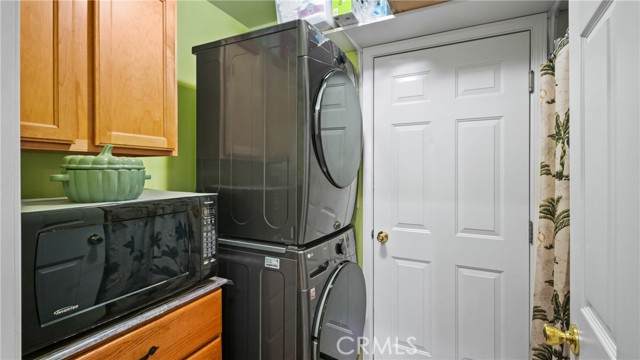 19070 Ravenhill, Hidden Valley Lake