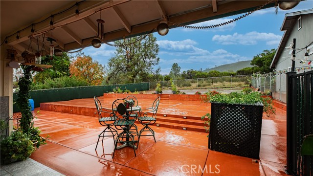 19070 Ravenhill, Hidden Valley Lake