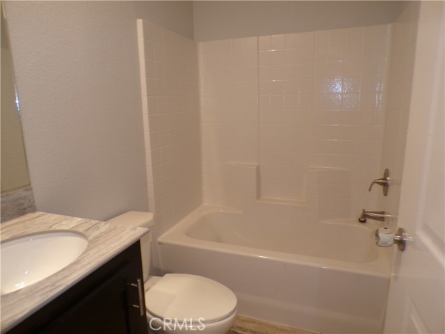 13586 Fair Oak, Clearlake