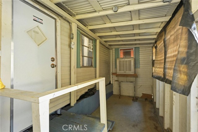 3040 Lakeview, Nice