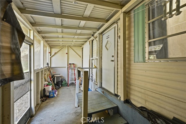 3040 Lakeview, Nice