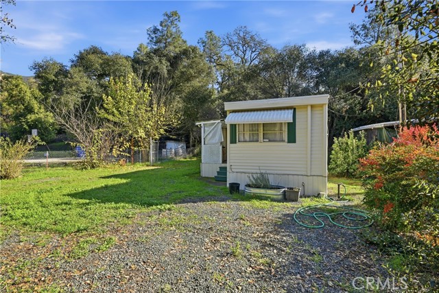 3040 Lakeview, Nice