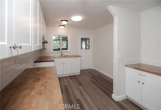 940 Sixth Street, Lakeport