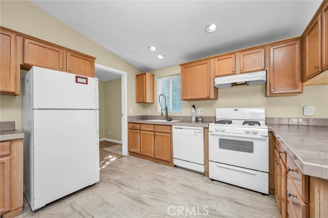 16410 Tish A Tang Road, Lower Lake