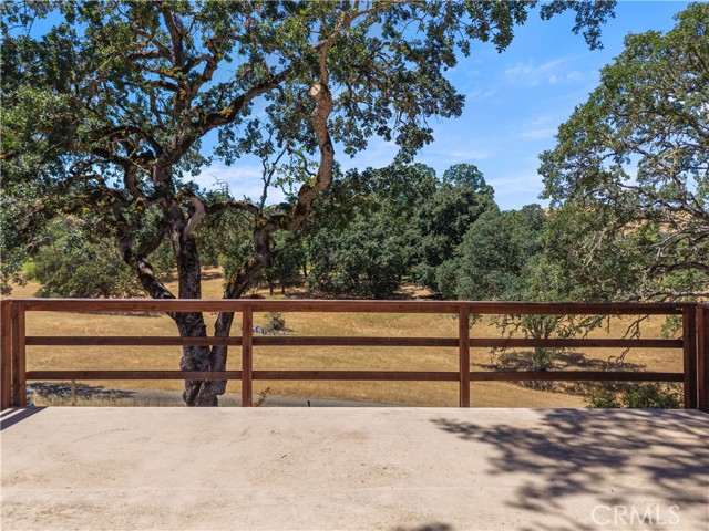 608 Dixon Drive, Lakeport