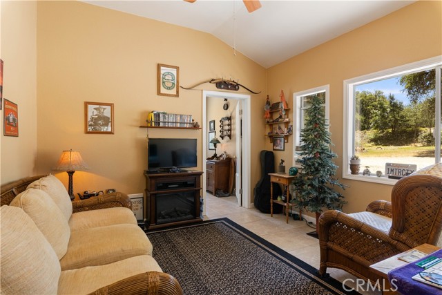 608 Dixon Drive, Lakeport