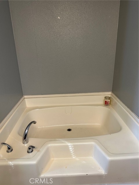 2975 12th Street, Clearlake