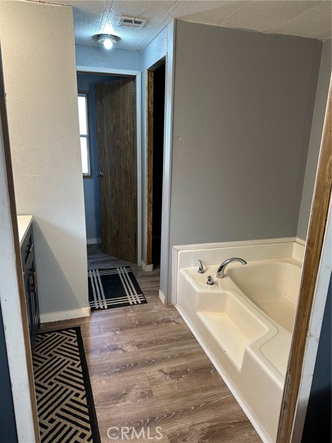 2975 12th Street, Clearlake