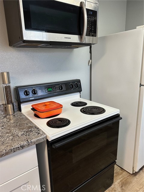 2975 12th Street, Clearlake