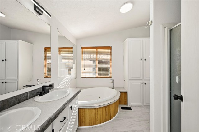 14072 Apple Lane, Clearlake Oaks