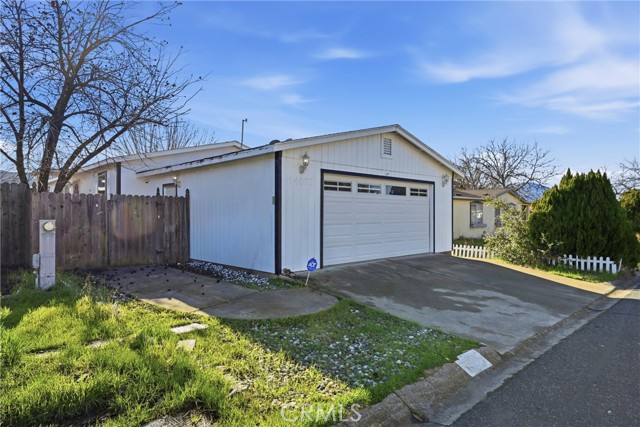 14072 Apple Lane, Clearlake Oaks