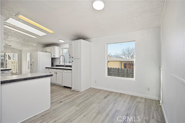 14072 Apple Lane, Clearlake Oaks