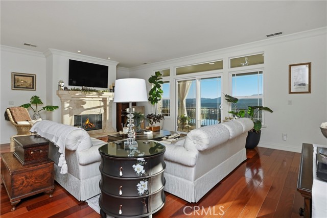 18750 Fernwood Road, Hidden Valley Lake