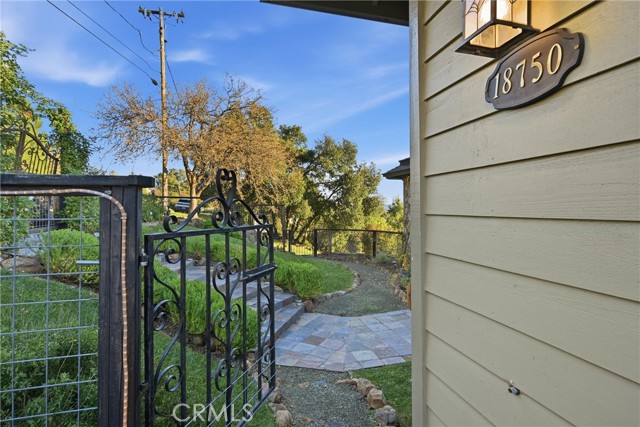 18750 Fernwood Road, Hidden Valley Lake