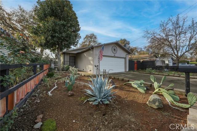 1011 2nd, Lakeport