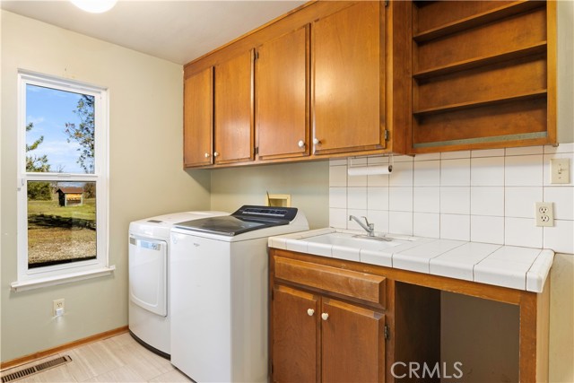 4962 Gaddy Lane, Kelseyville