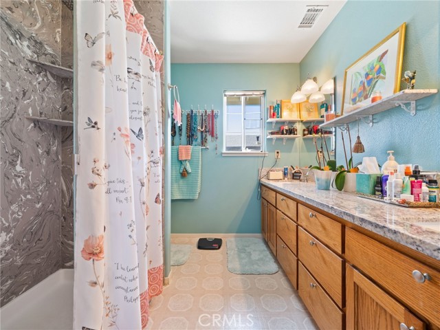 3194 Bartram Circle, Clearlake