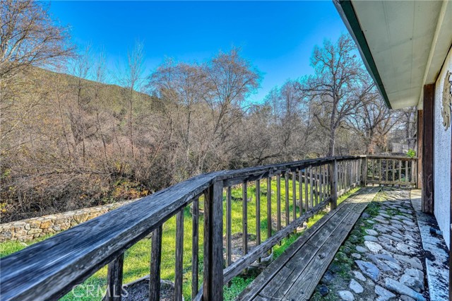 17730 Pomo Trail, Clearlake Oaks