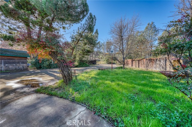 17730 Pomo Trail, Clearlake Oaks