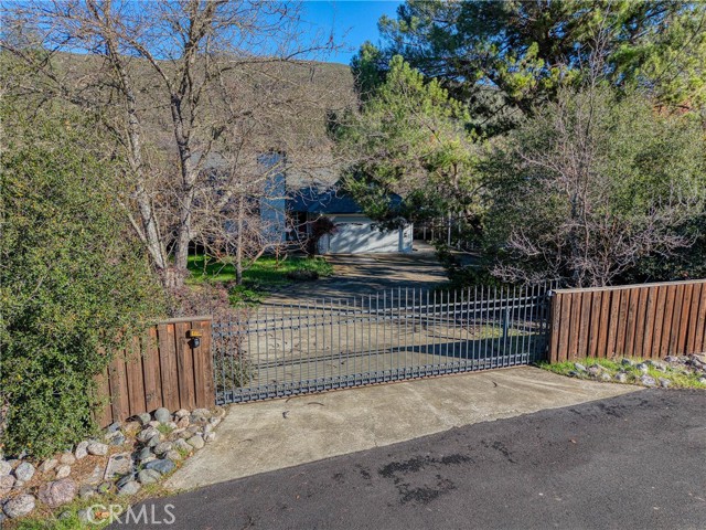 17730 Pomo Trail, Clearlake Oaks