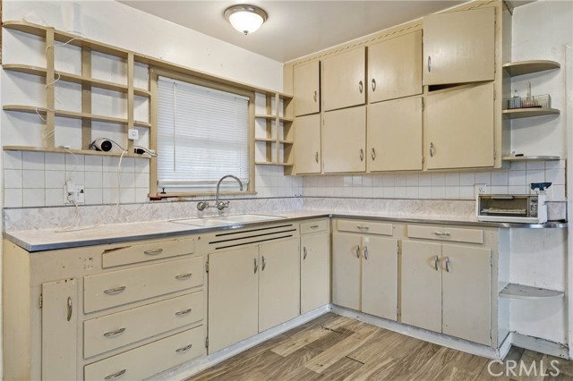 3995 Mullen Avenue, Clearlake
