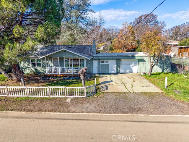 3995 Mullen Avenue, Clearlake