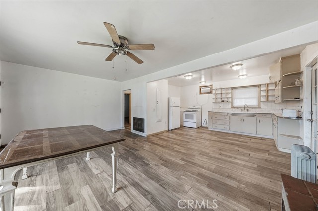 3995 Mullen Avenue, Clearlake