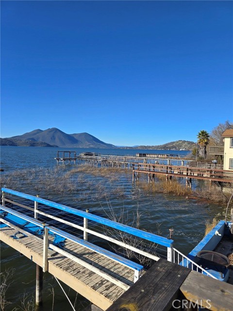 14101 Lakeshore, Clearlake