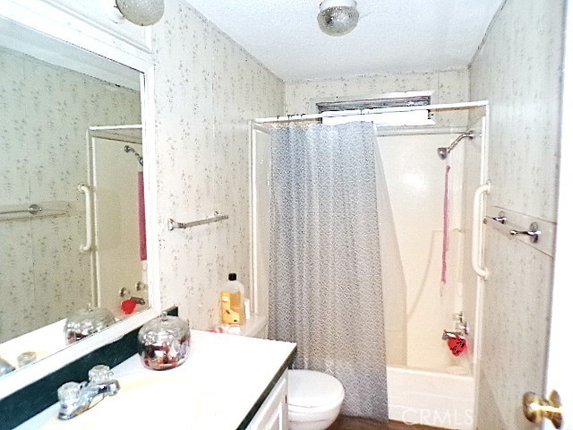 14616 Pearl Avenue, Clearlake