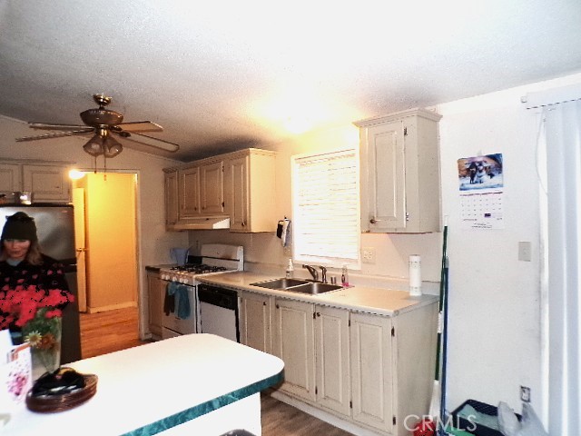 14616 Pearl Avenue, Clearlake