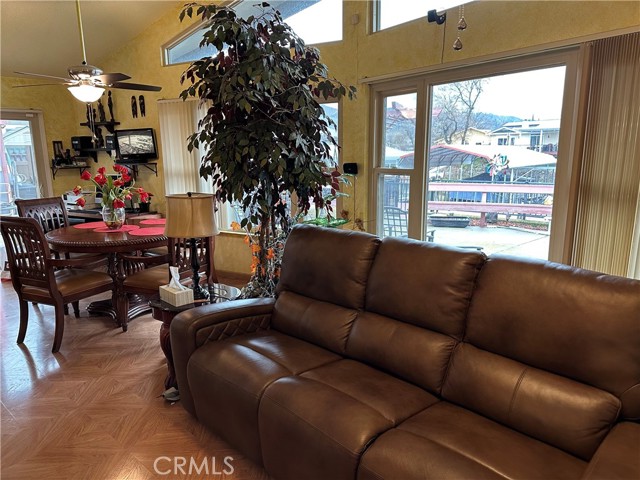 554 Keys, Clearlake Oaks