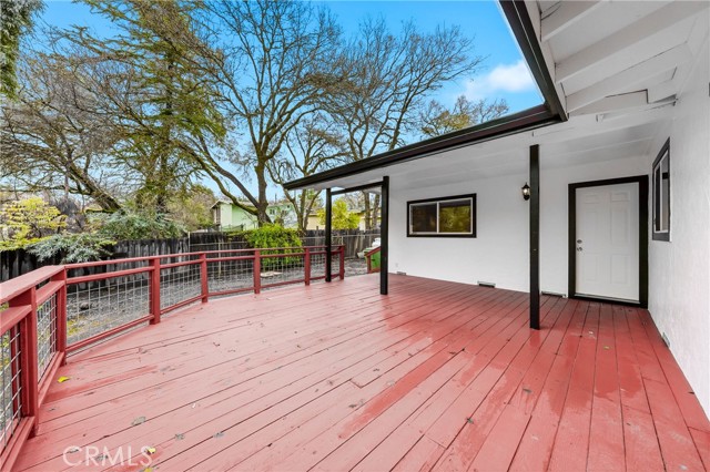 6150 Ridgeview, Clearlake