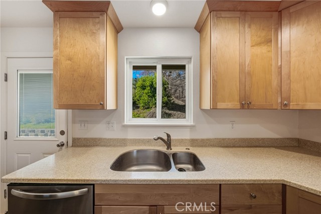 5585 Sunrise Drive, Kelseyville
